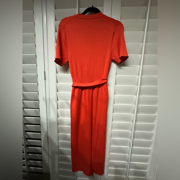 Trina Turk Esmeralda Midi Light Sweater Dress Poppy Sz L/XL - Picture 3 of 6